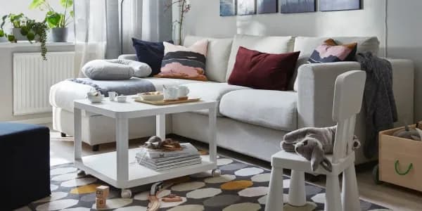 Jak urządzić pokój dzienny z sypialnią, by zyskać więcej przestrzeni? Jak urządzić pokój dzienny z sypialnią, by zyskać więcej przestrzeni?